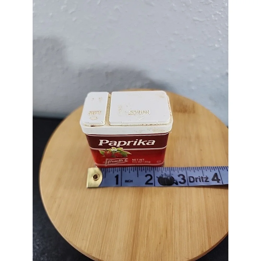Vintage Frenchs Paprika 1 1/4 oz spice tin, EMPTY Great graphics on front, decor